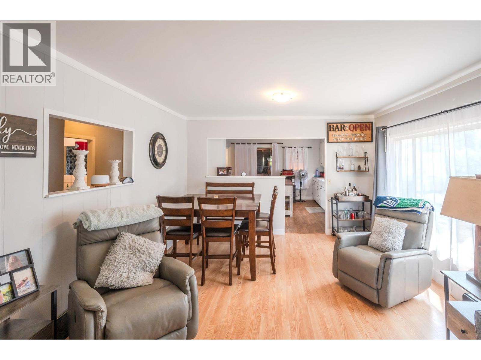 6487 Badger Street, Oliver