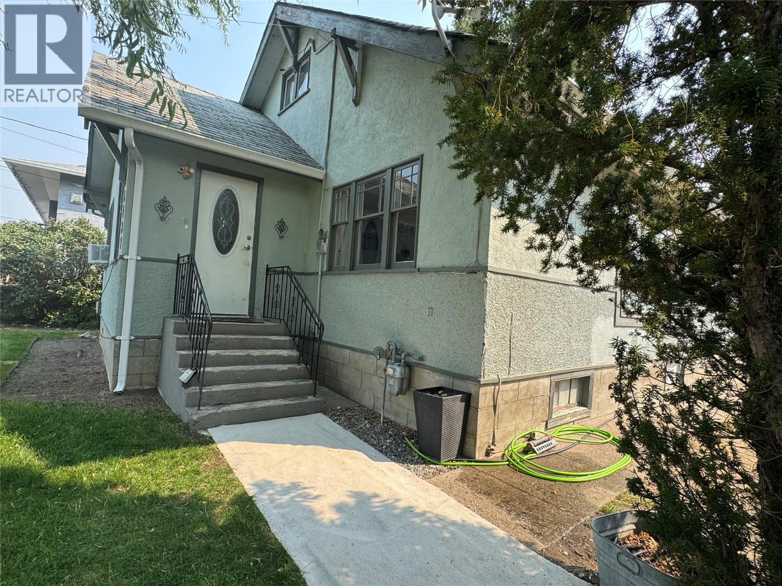 6487 Badger Street, Oliver