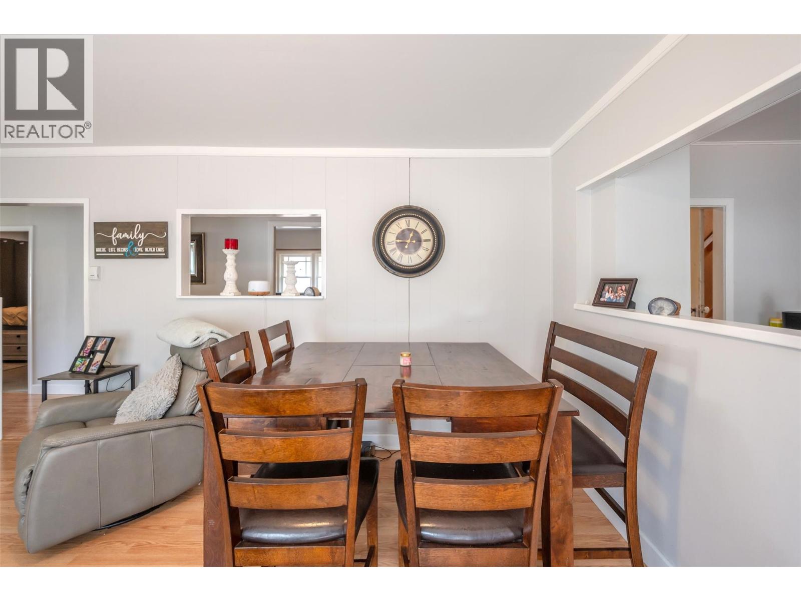 6487 Badger Street, Oliver