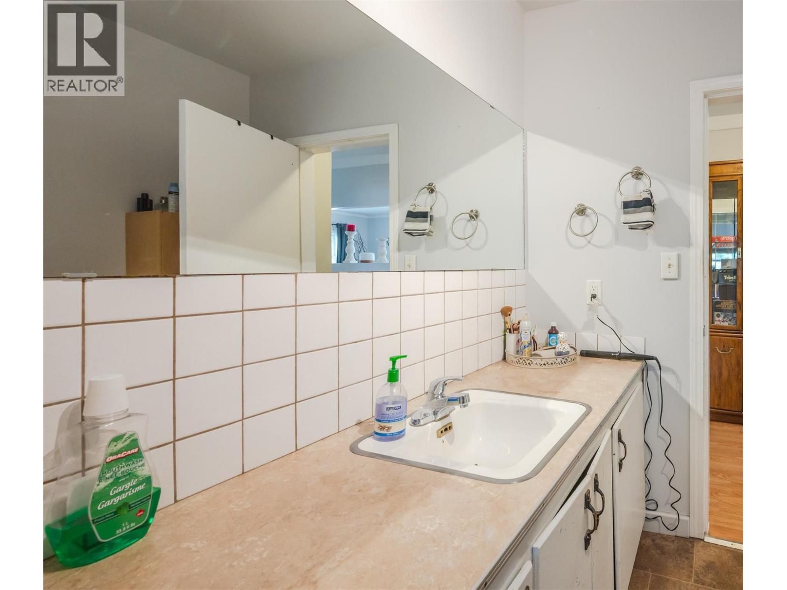 6487 Badger Street, Oliver