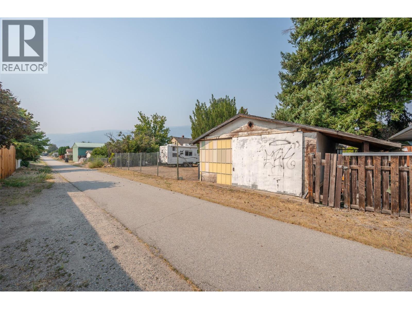 6487 Badger Street, Oliver