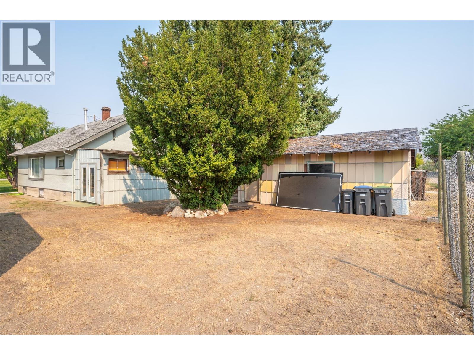 6487 Badger Street, Oliver