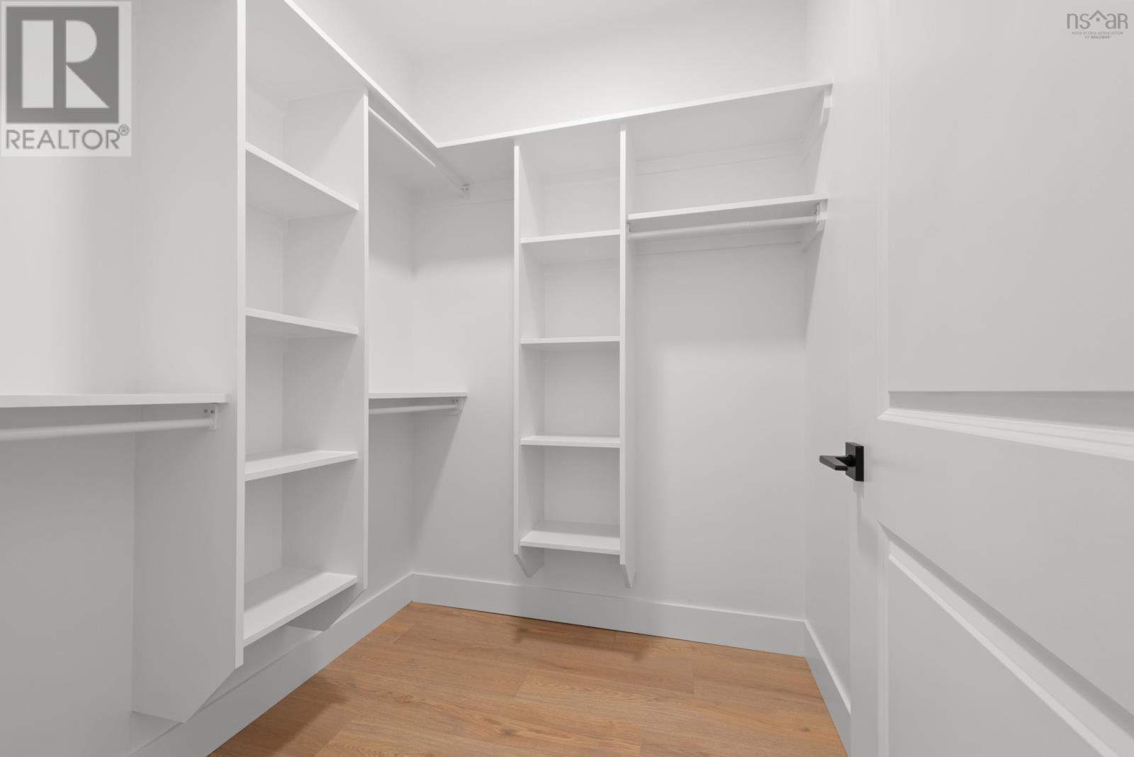 Property 18 of 25 of 19 Seyval Drive