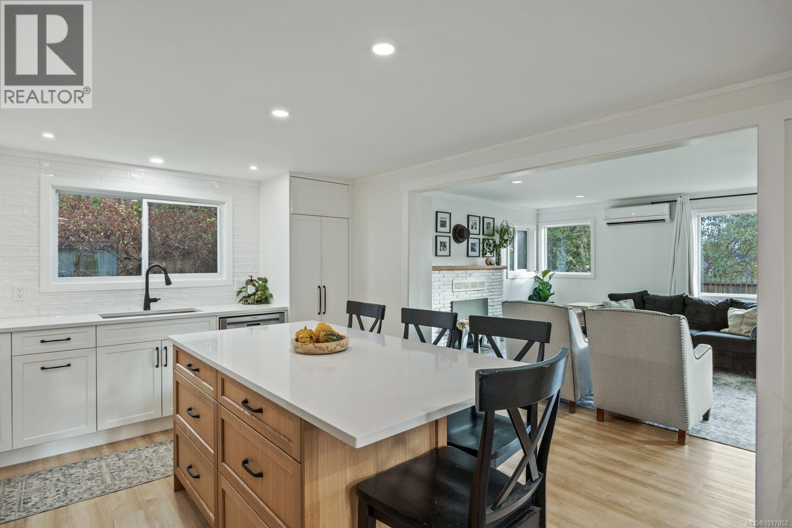 1314 Docliddle Rd, Comox