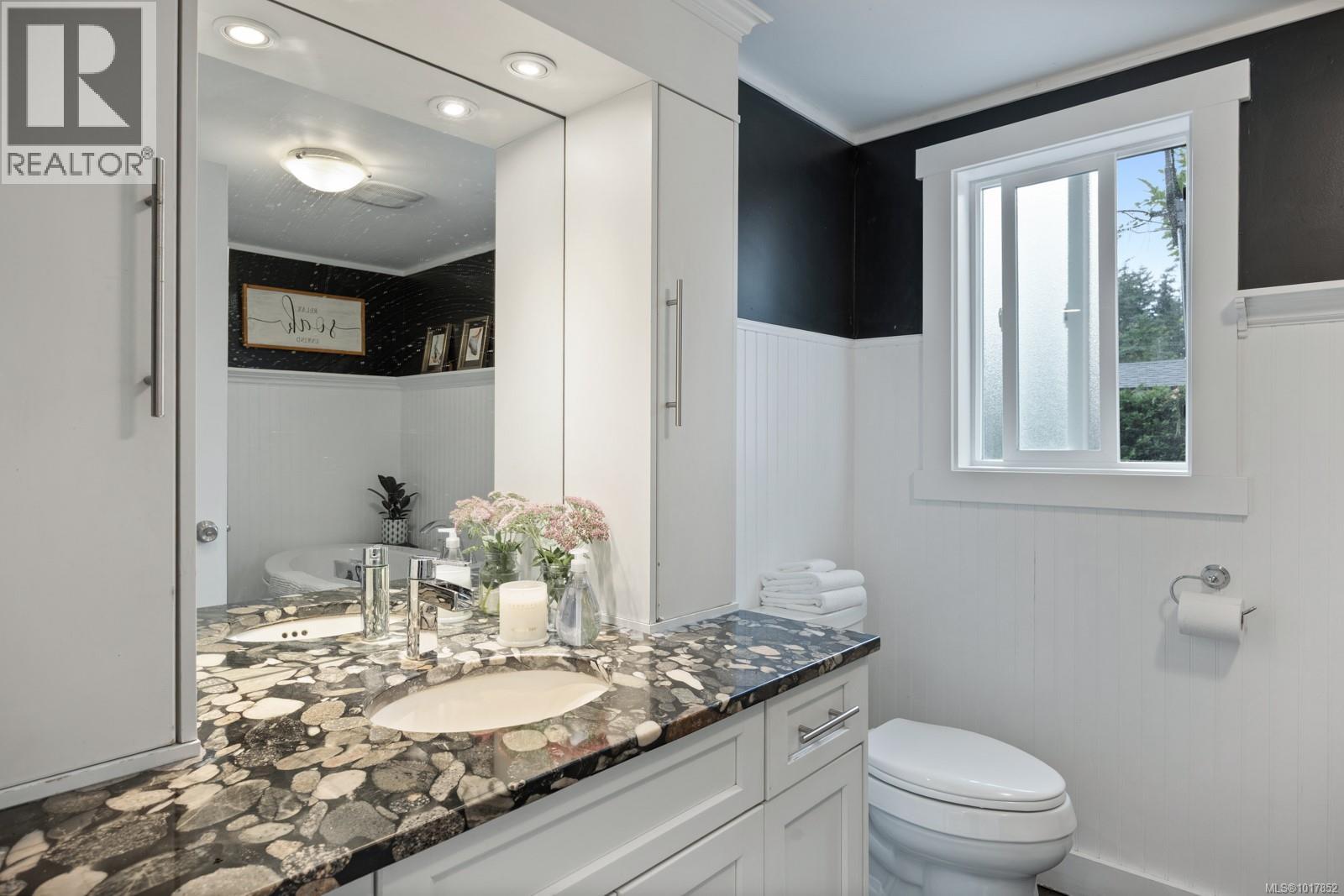 1314 Docliddle Rd, Comox