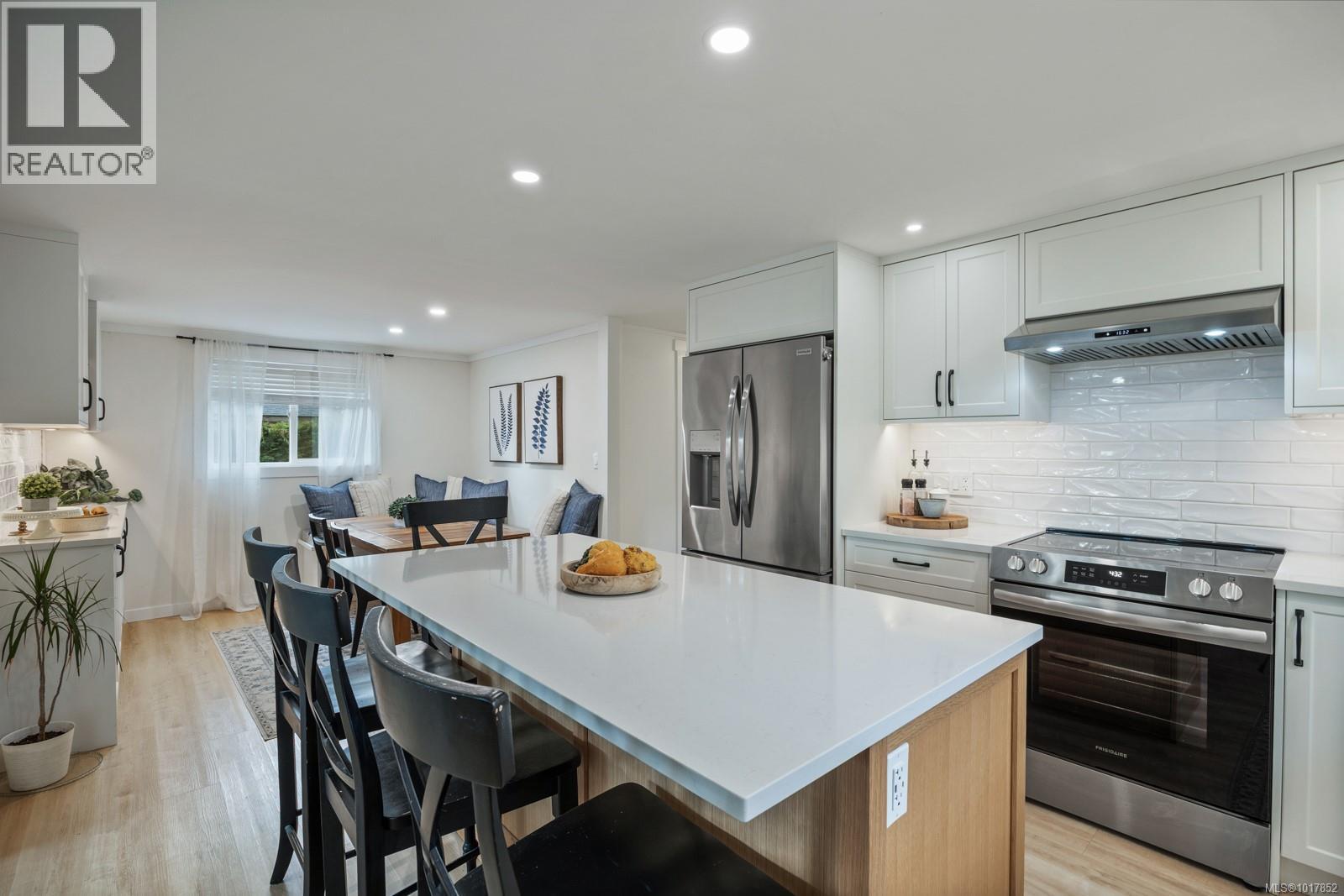 1314 Docliddle Rd, Comox