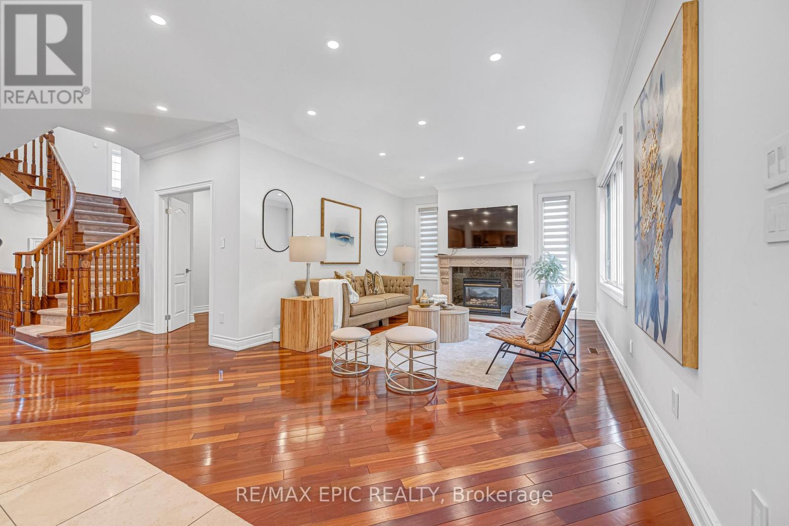 Single Family House for Sale in  THORNHILL WOODS DRIVE Vaughan (Patterson) 