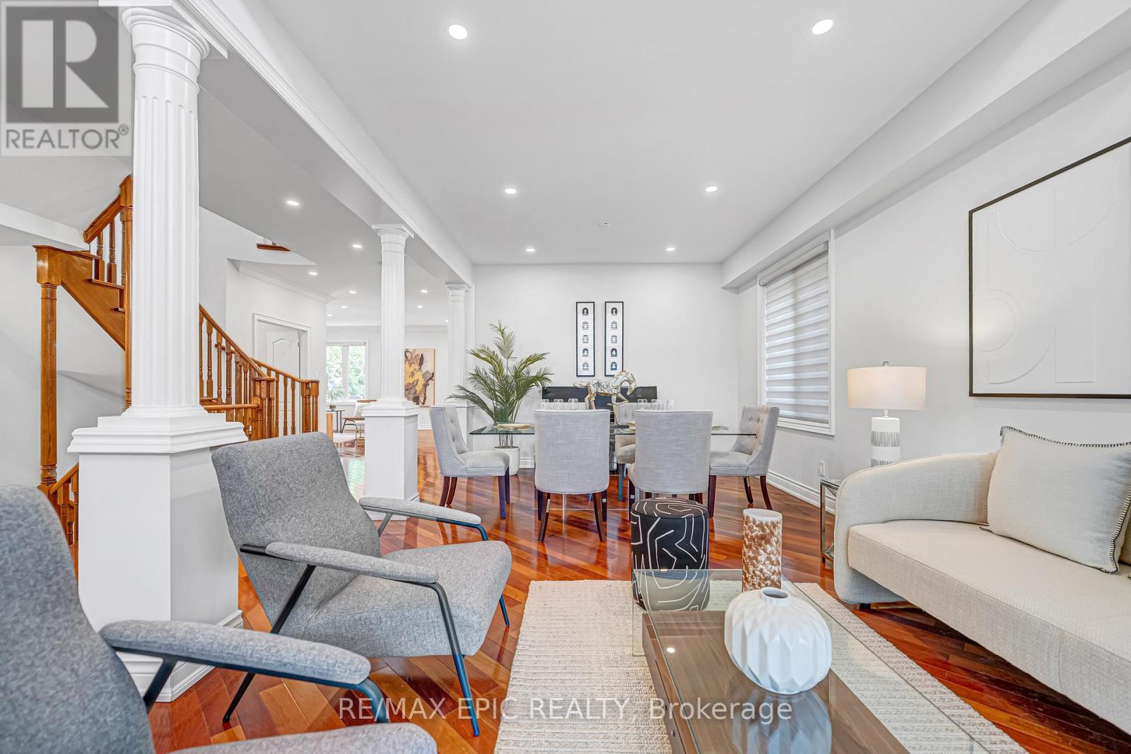 Single Family House for Sale in  THORNHILL WOODS DRIVE Vaughan (Patterson) 