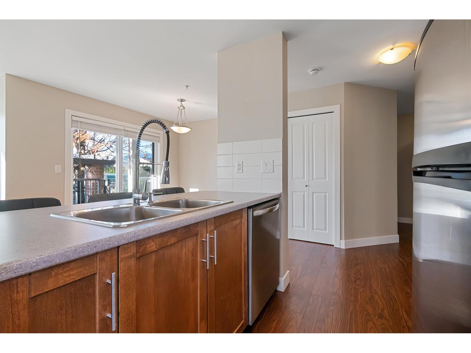 106 9422 VICTOR STREET, Chilliwack Proper East, Chilliwack