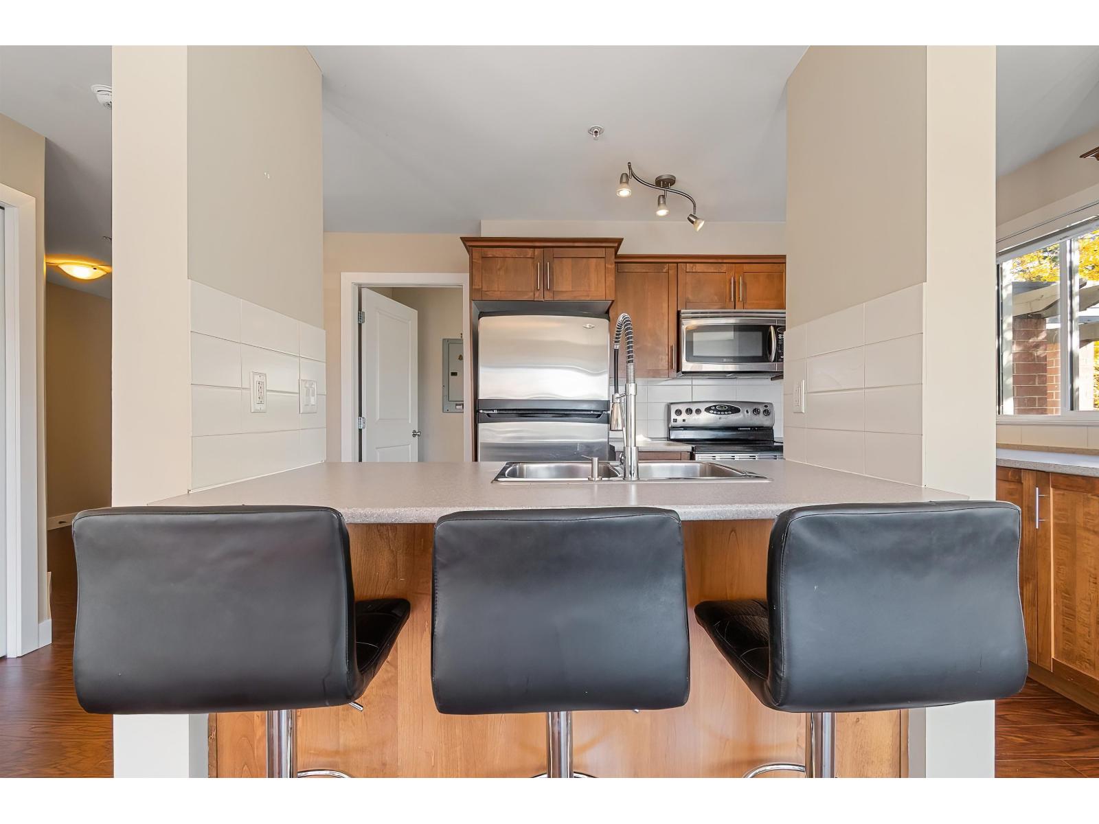 106 9422 VICTOR STREET, Chilliwack Proper East, Chilliwack