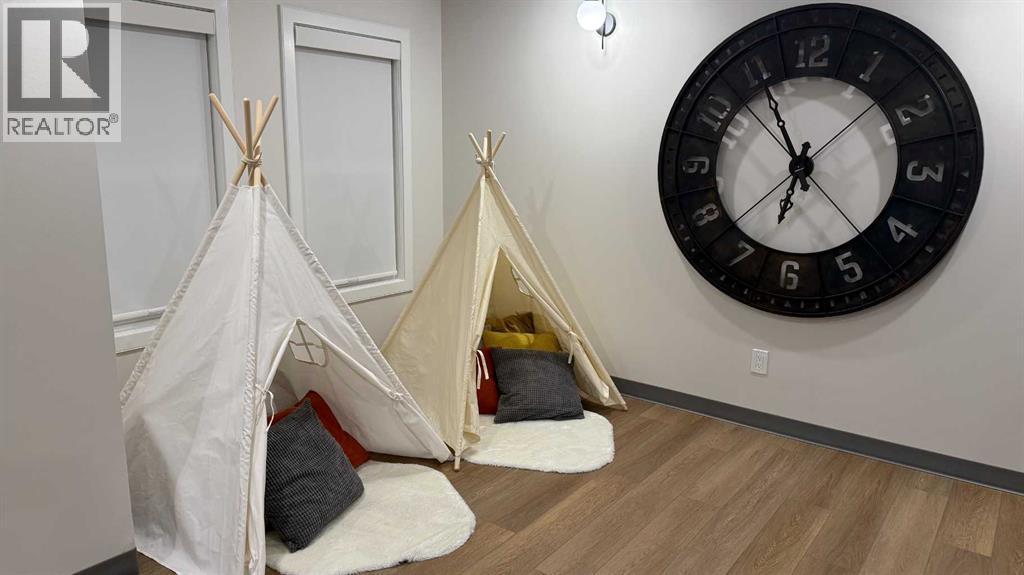 Single Family House for Sale in   Lake Fraser Drive SE Lake Bonavista Calgary 