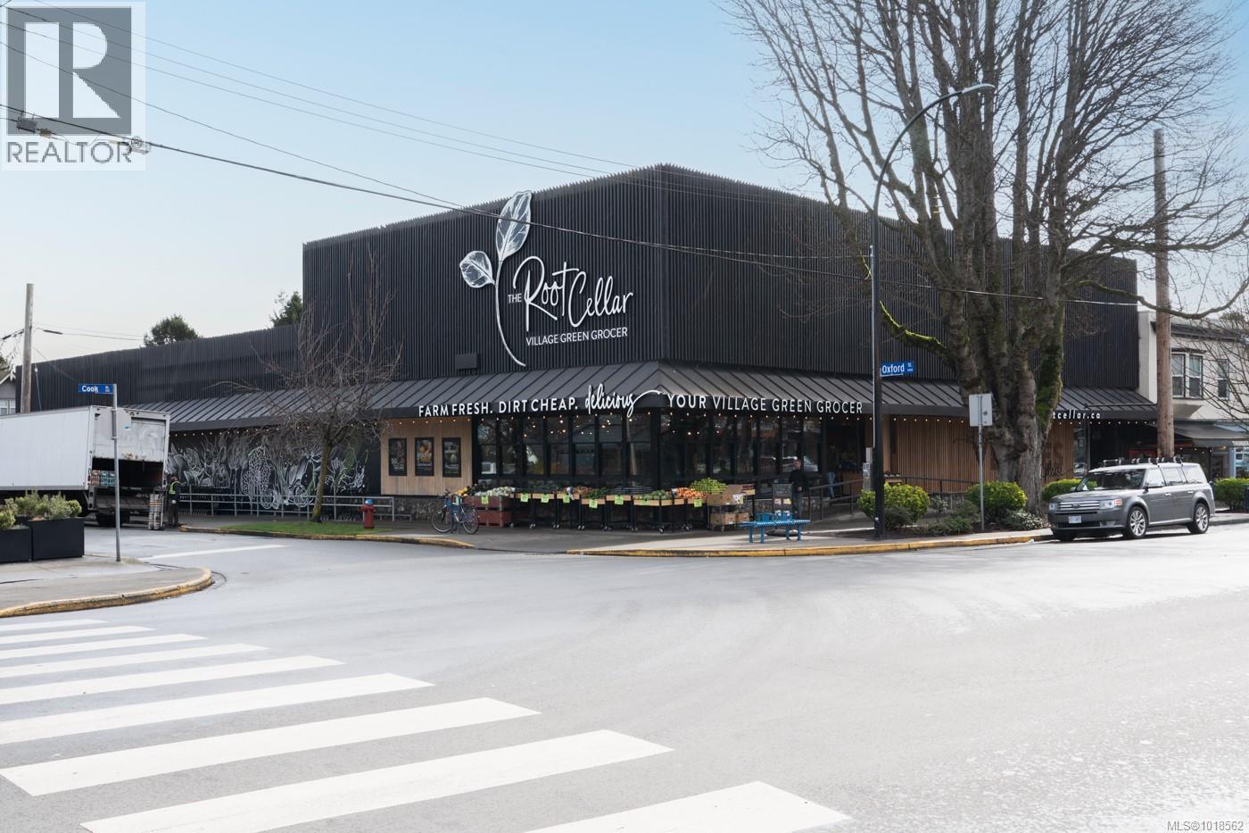 105 1035 Sutlej St, Victoria