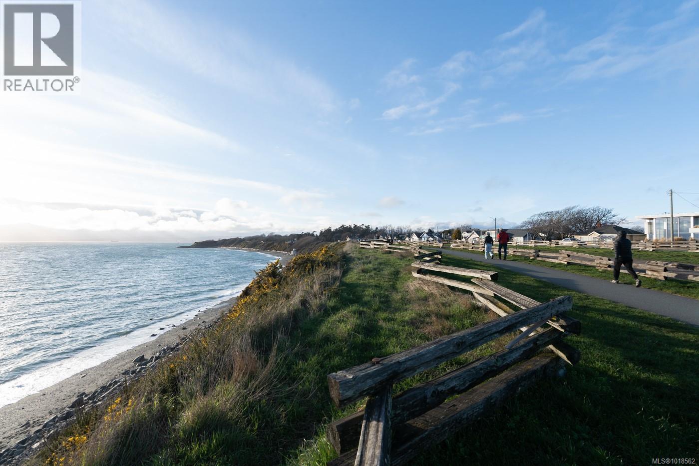 105 1035 Sutlej St, Victoria