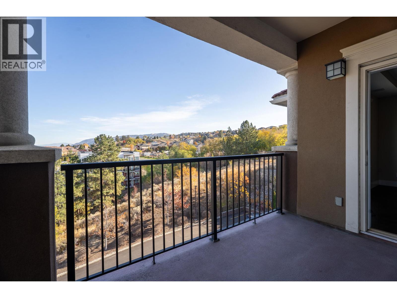 #504 975 VICTORIA  W STREET - 21