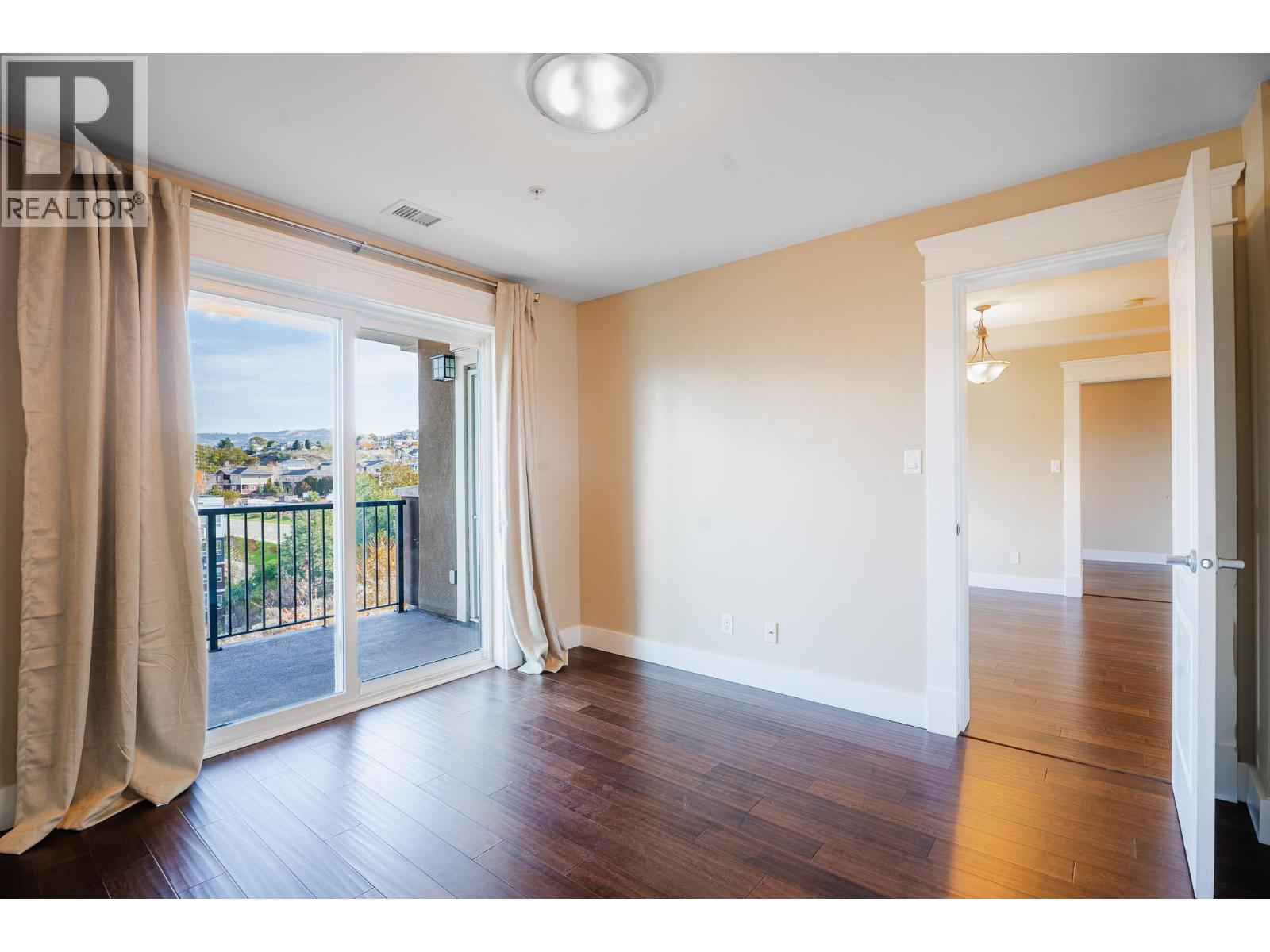 #504 975 VICTORIA  W STREET - 14