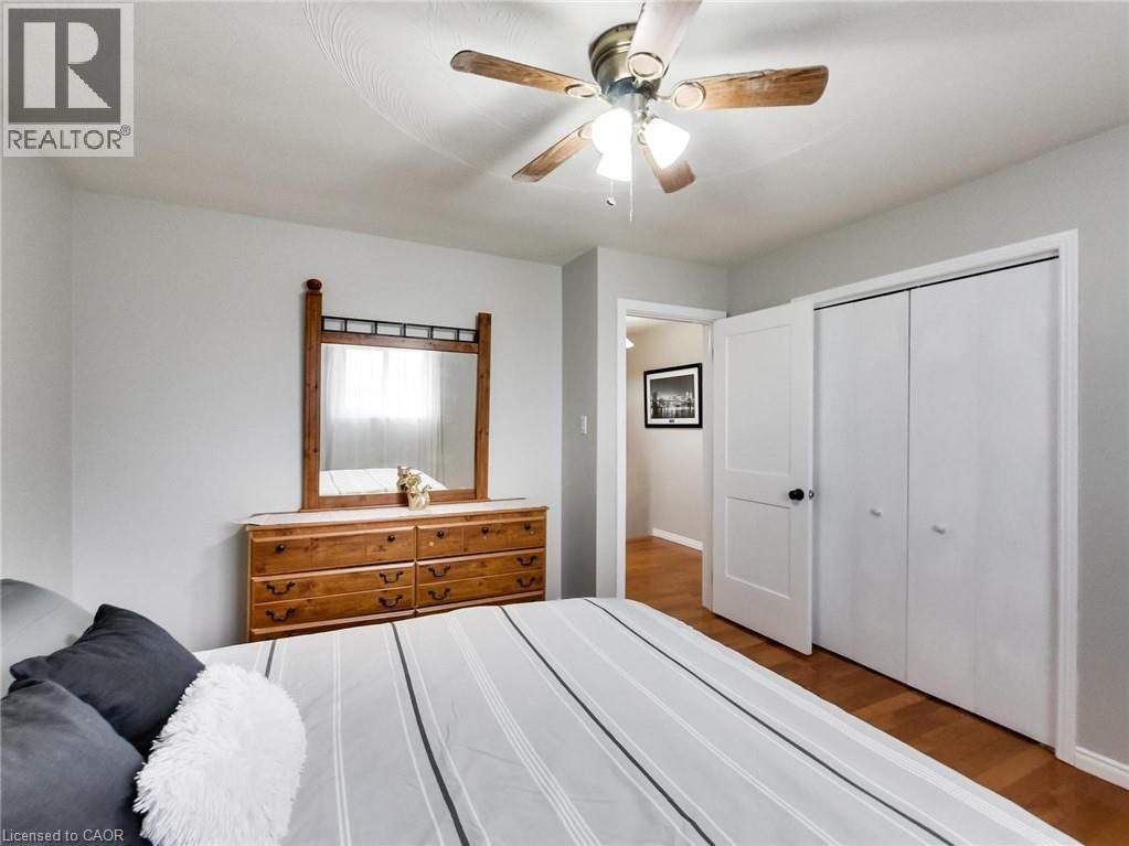 18 PAVAROTTI COURT - 19