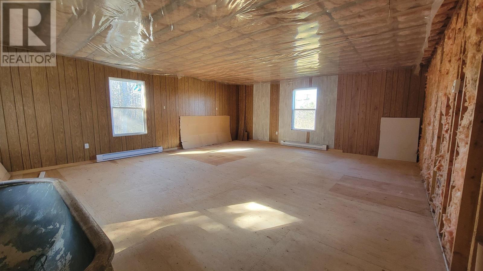 Property 12 of 13 of 9721 Highway 3