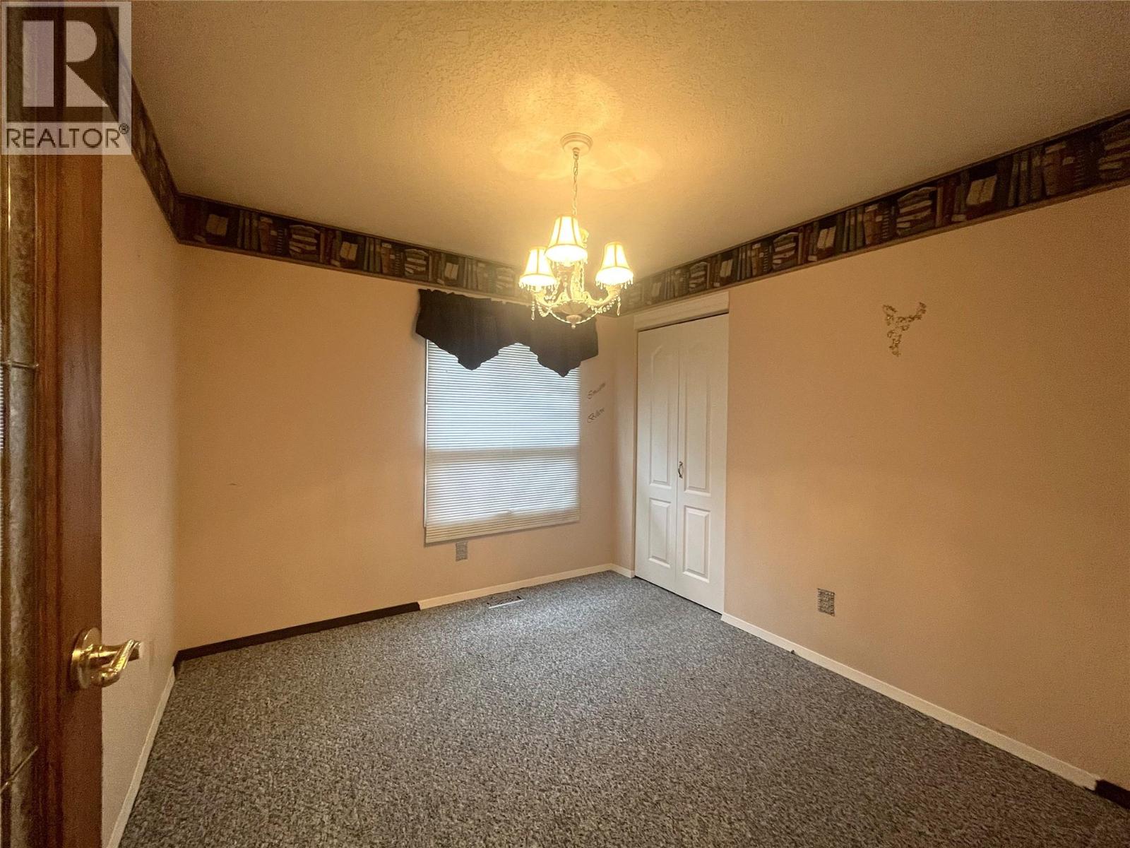 2392 Qu'Appelle Boulevard, Kamloops