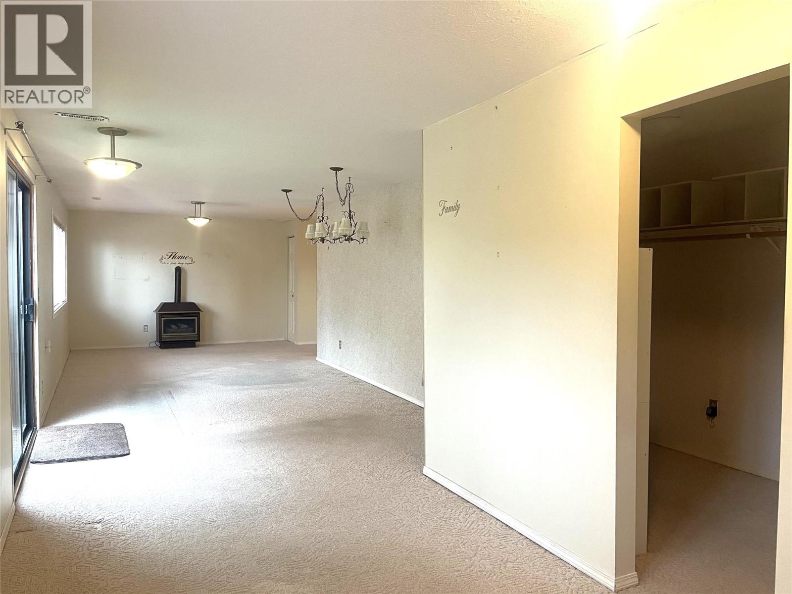 2392 Qu'Appelle Boulevard, Kamloops