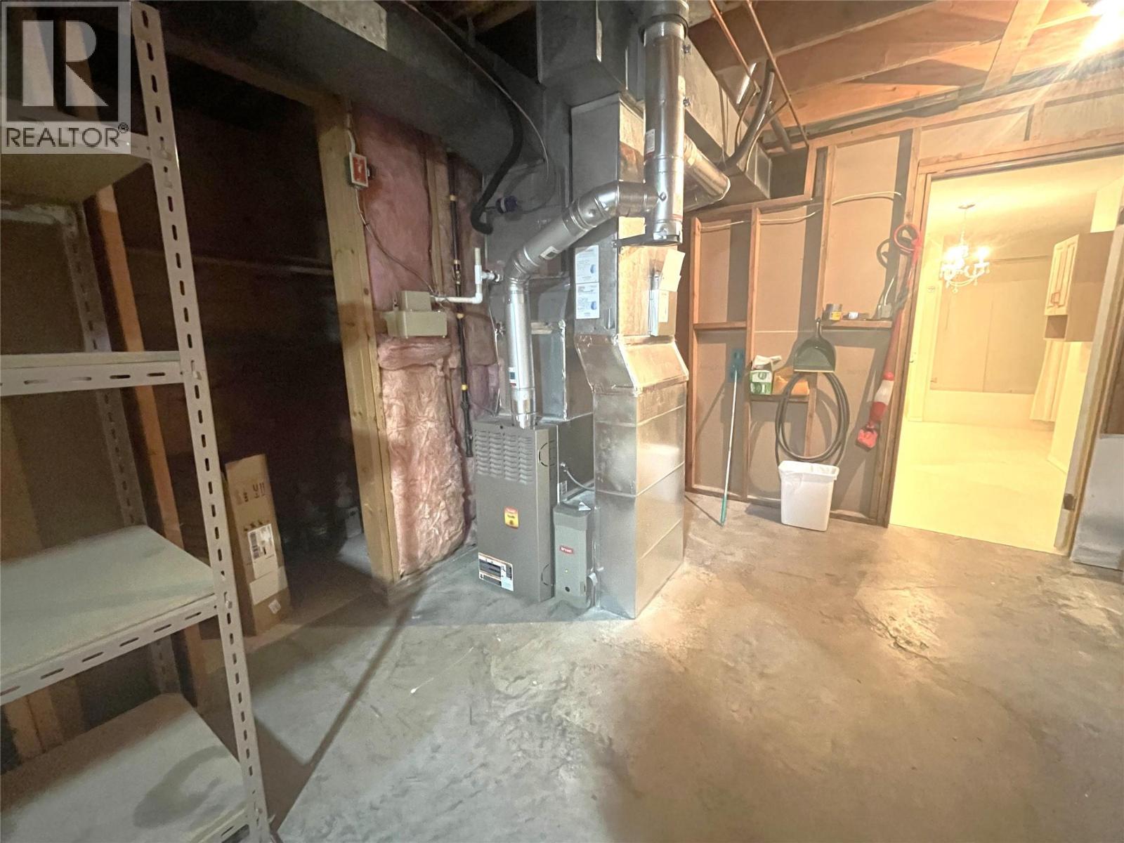 2392 Qu'Appelle Boulevard, Kamloops