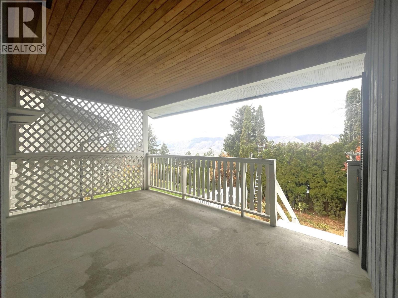 2392 Qu'Appelle Boulevard, Kamloops