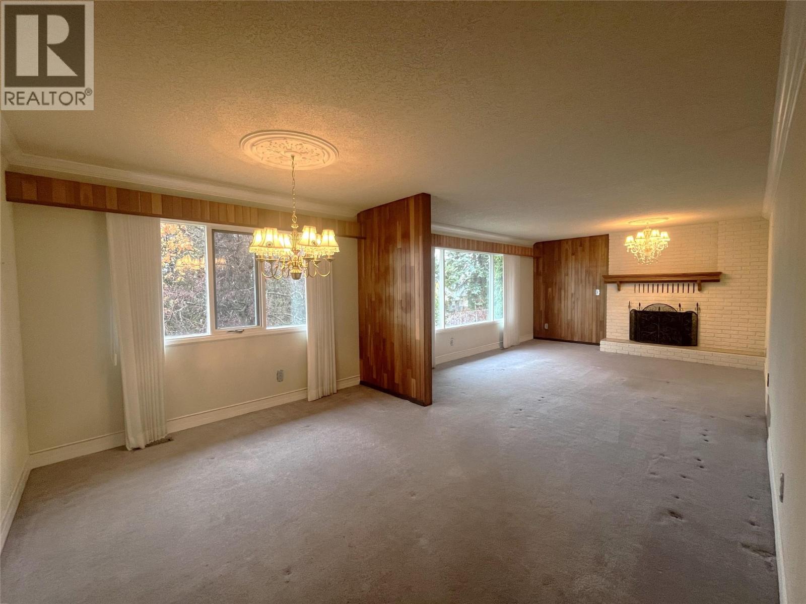 2392 Qu'Appelle Boulevard, Kamloops