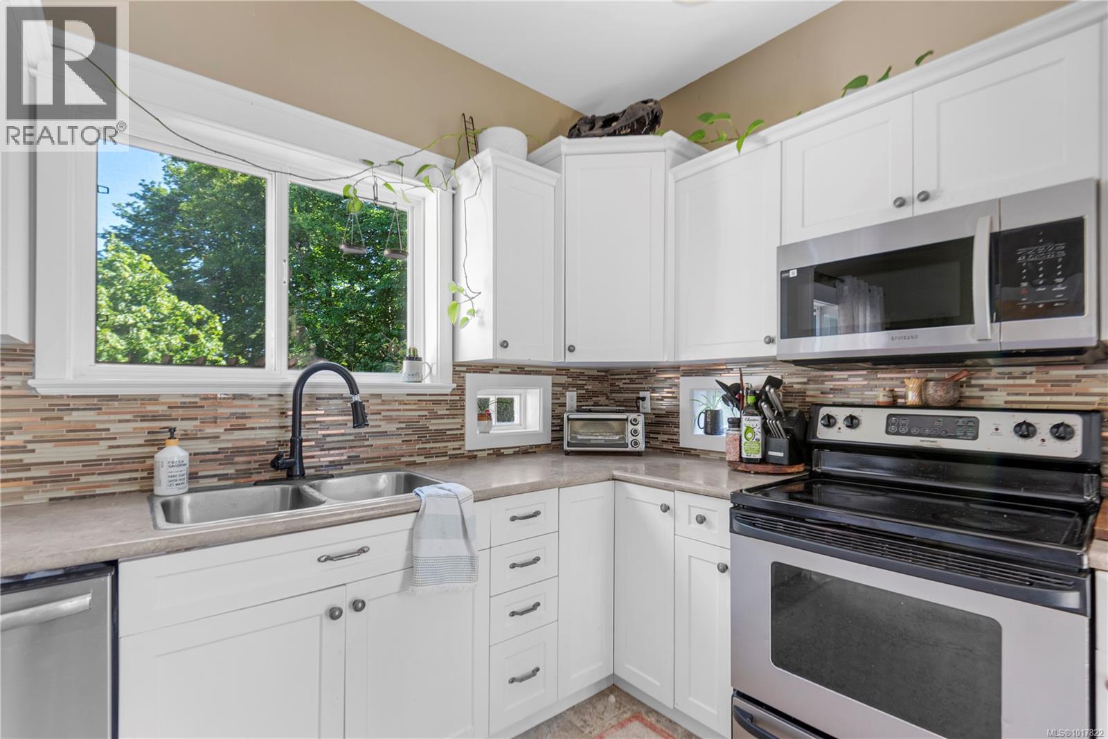 13 3085 Sherman Rd, Duncan