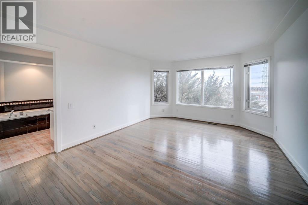 Single Family House Bungalow for Sale in  Signal Hill Heights SW Signal Hill Calgary 