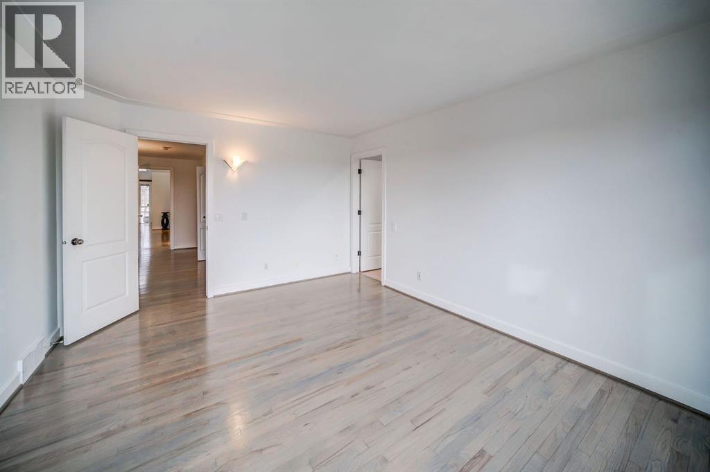 Single Family House Bungalow for Sale in  Signal Hill Heights SW Signal Hill Calgary 