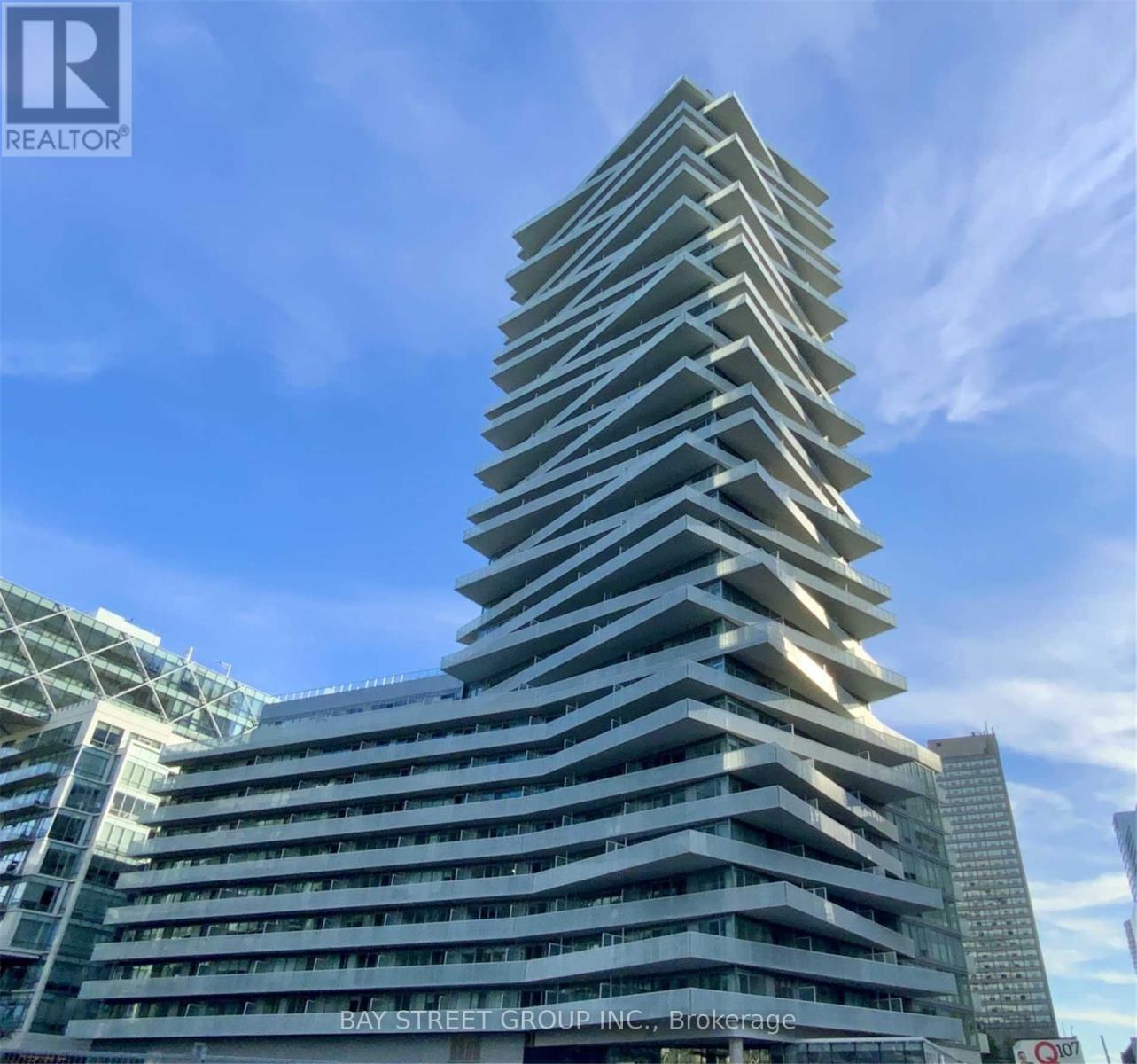 #1810 15 QUEENS QUAY E - 12