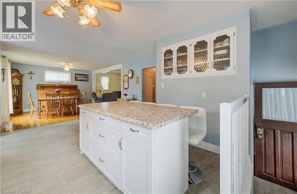 254 WELLINGTON Street W - 9