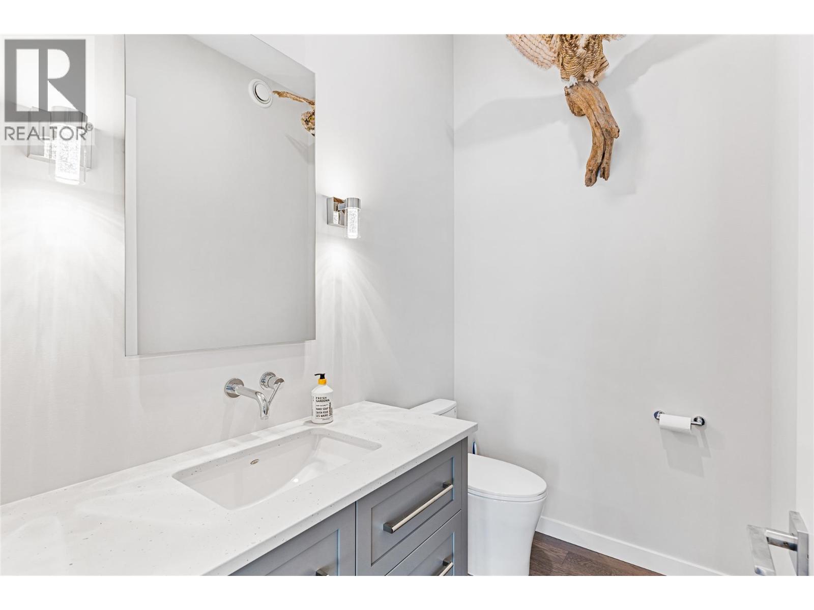  419 Shorts Road, Fintry