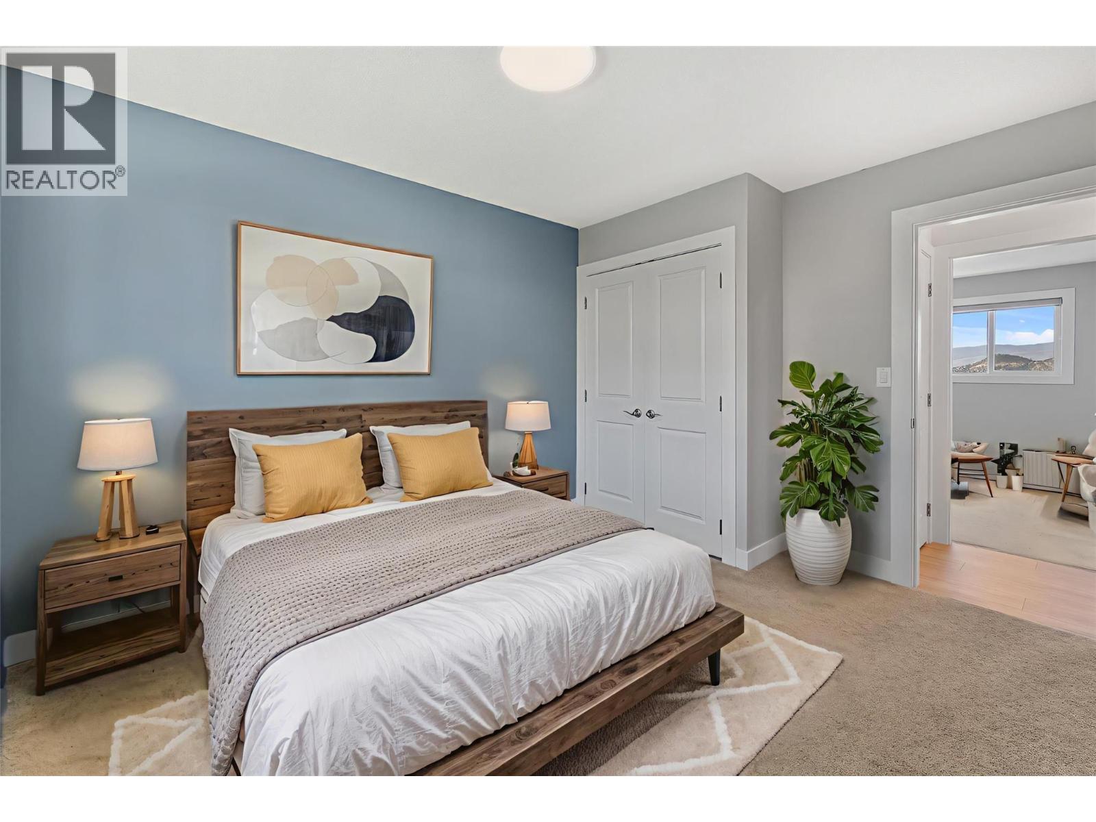  1175 Hillcrest Road, Kelowna