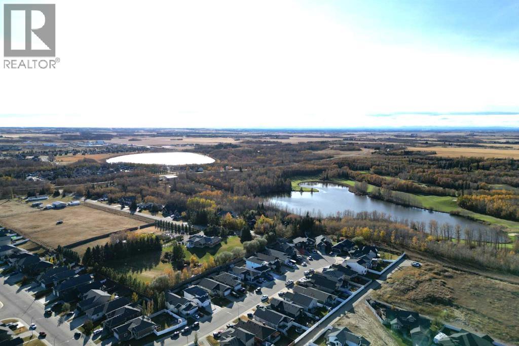 5821 Maple Cres, Innisfail