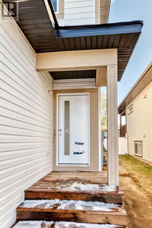 5821 Maple Cres, Innisfail