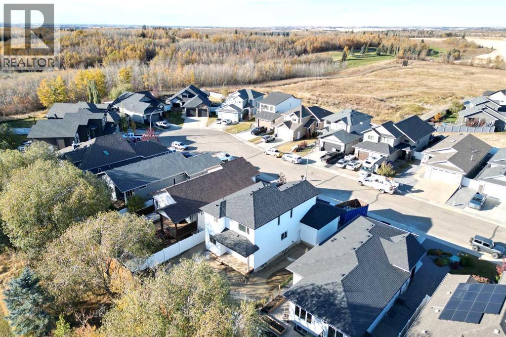 5821 Maple Cres, Innisfail