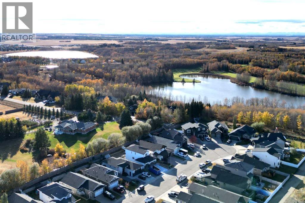 5821 Maple Cres, Innisfail