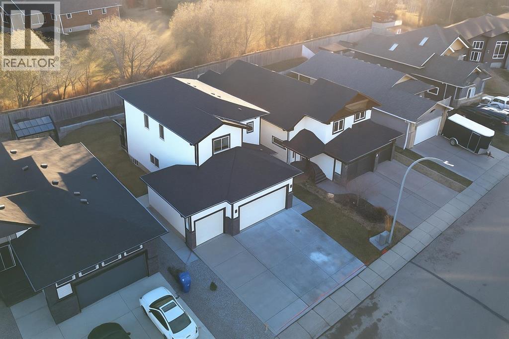 5821 Maple Cres, Innisfail