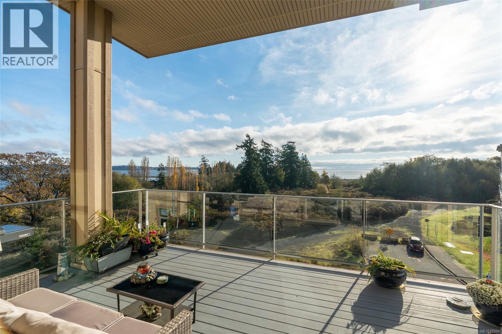 403 3223 Selleck Way, Colwood