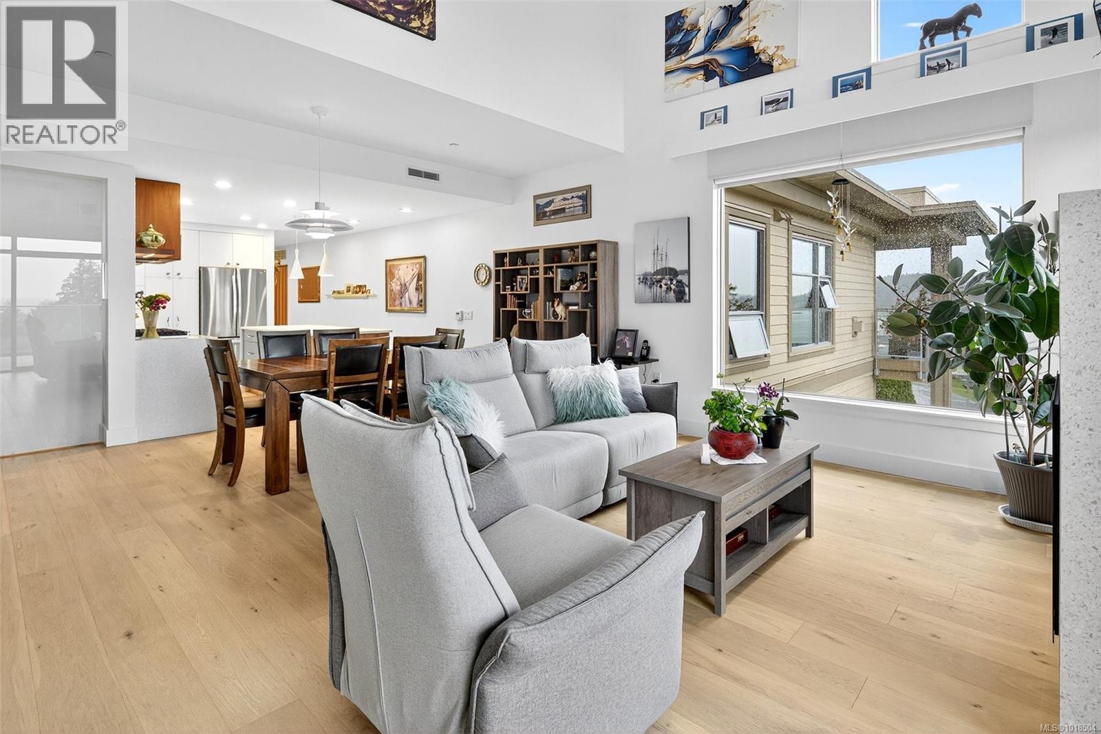 403 3223 Selleck Way, Colwood