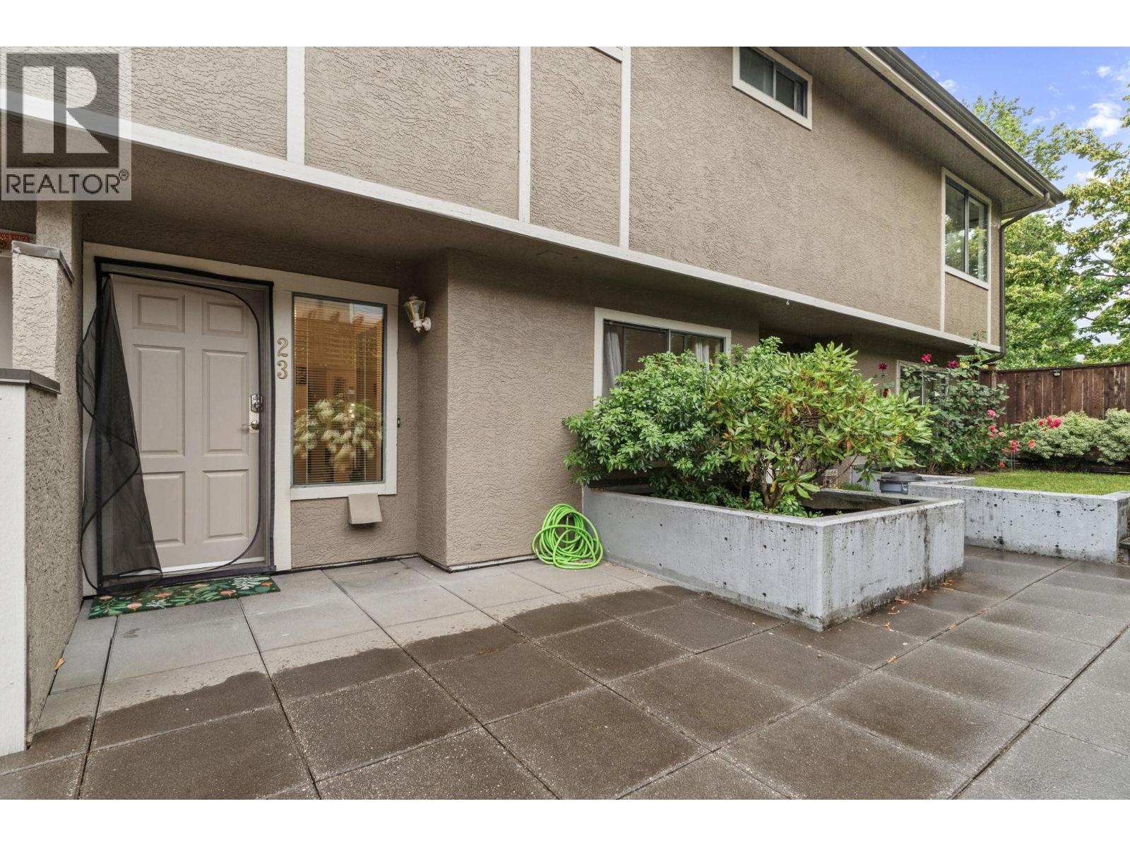 23 2133 ST. GEORGES AVENUE, North Vancouver