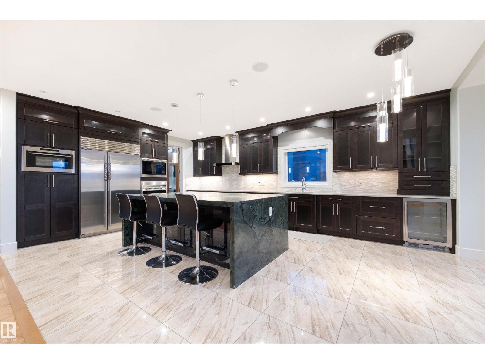 4811 WOOLSEY LN NW, Edmonton