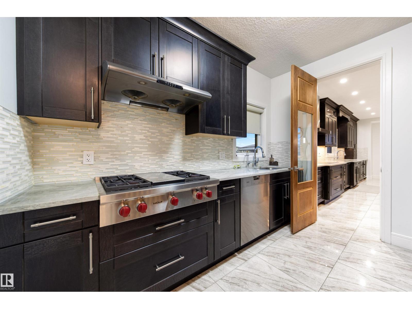 4811 WOOLSEY LN NW, Edmonton