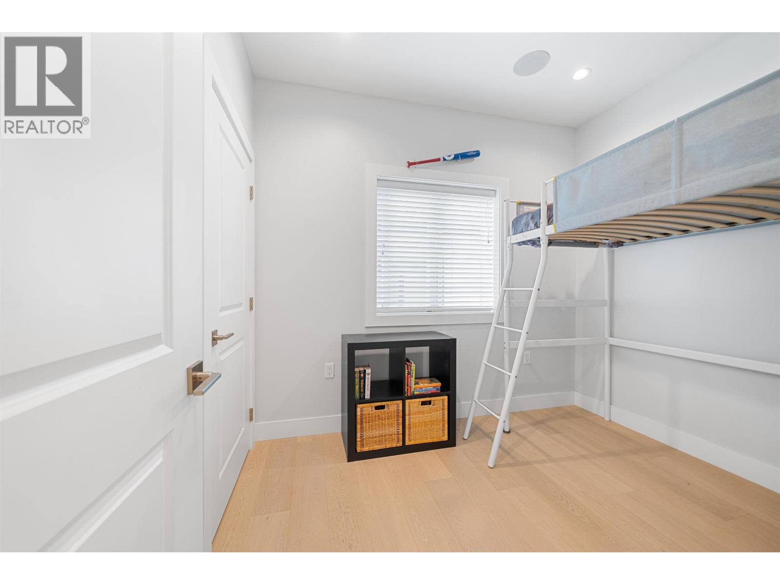 3448 PANDORA STREET, Vancouver