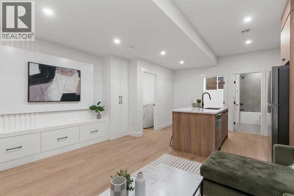 Single Family House for Sale in   Street NW Banff Trail Calgary 