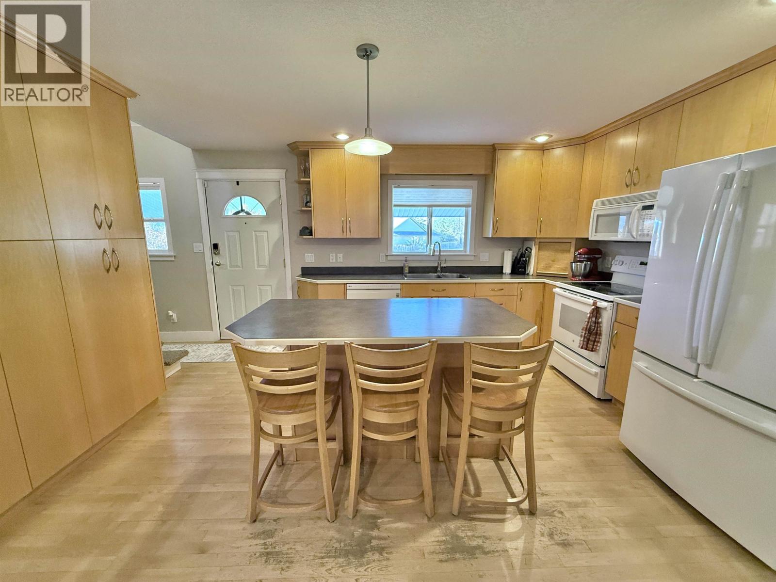 1504 BROOKSIDE PARK, Quesnel