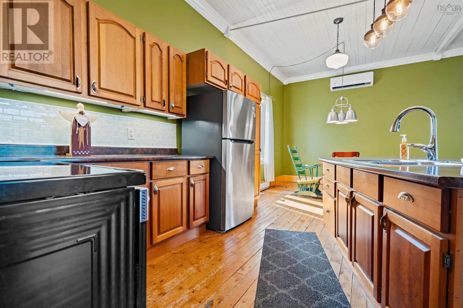 Property 19 of 42 of 42 Memory Lane