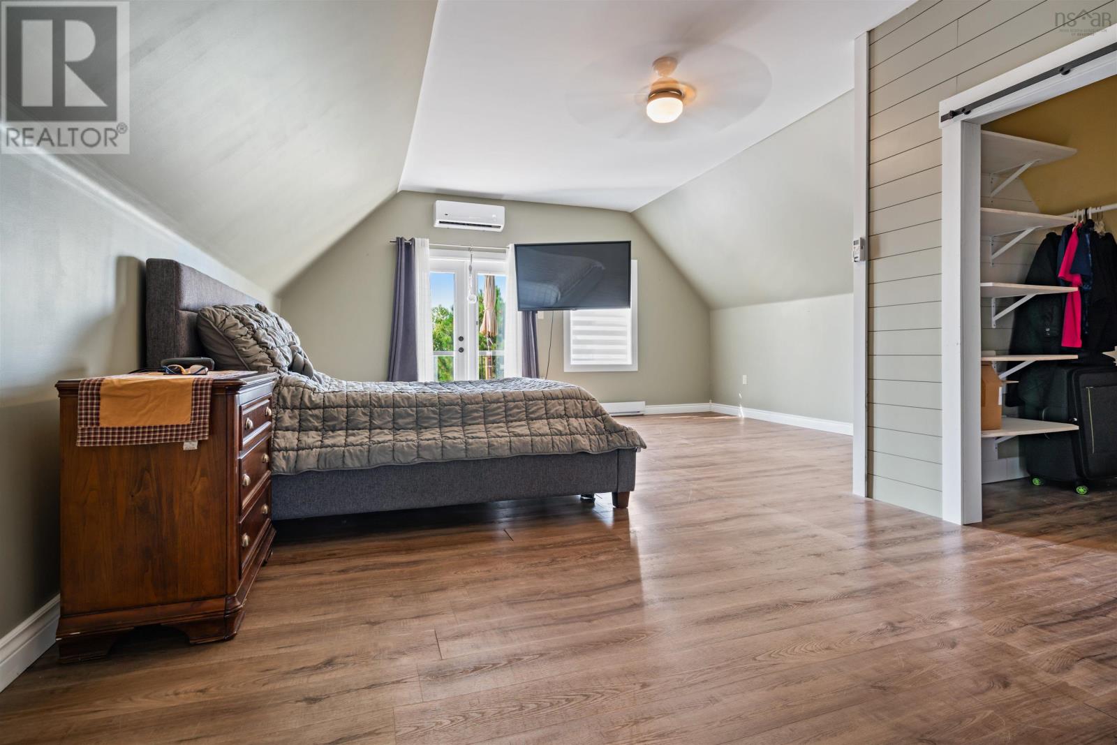 Property 27 of 42 of 42 Memory Lane