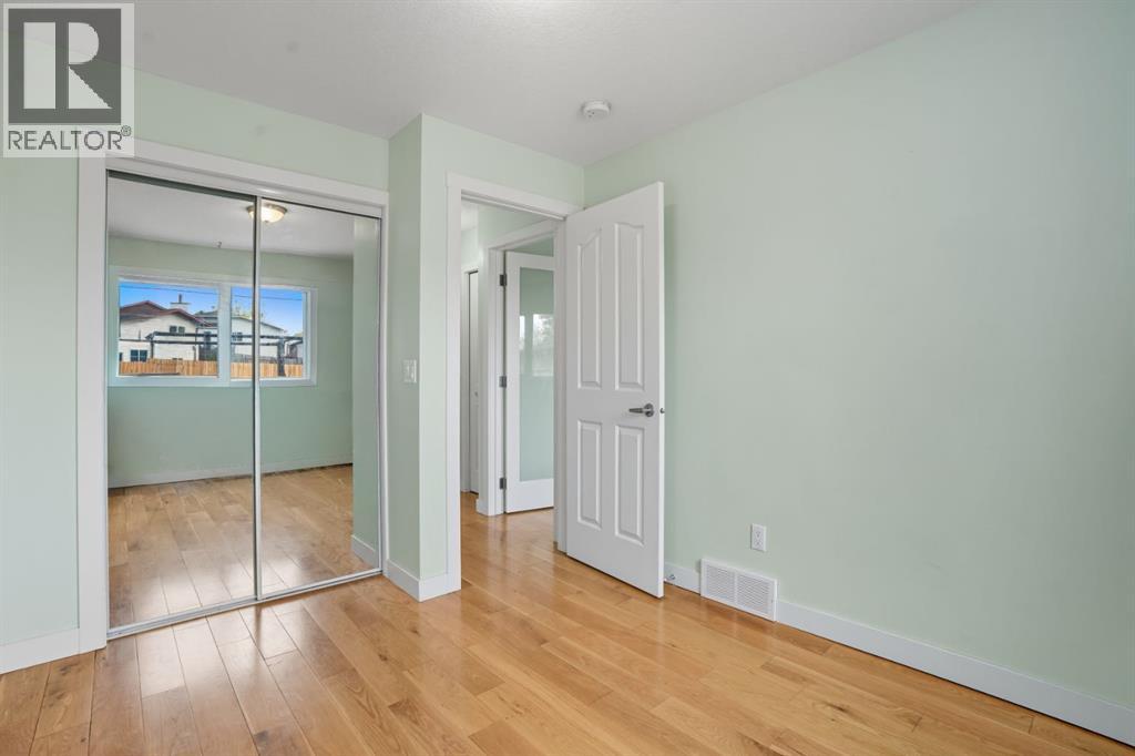 Single Family House Bungalow for Sale in  Falchurch Crescent NE Falconridge Calgary 