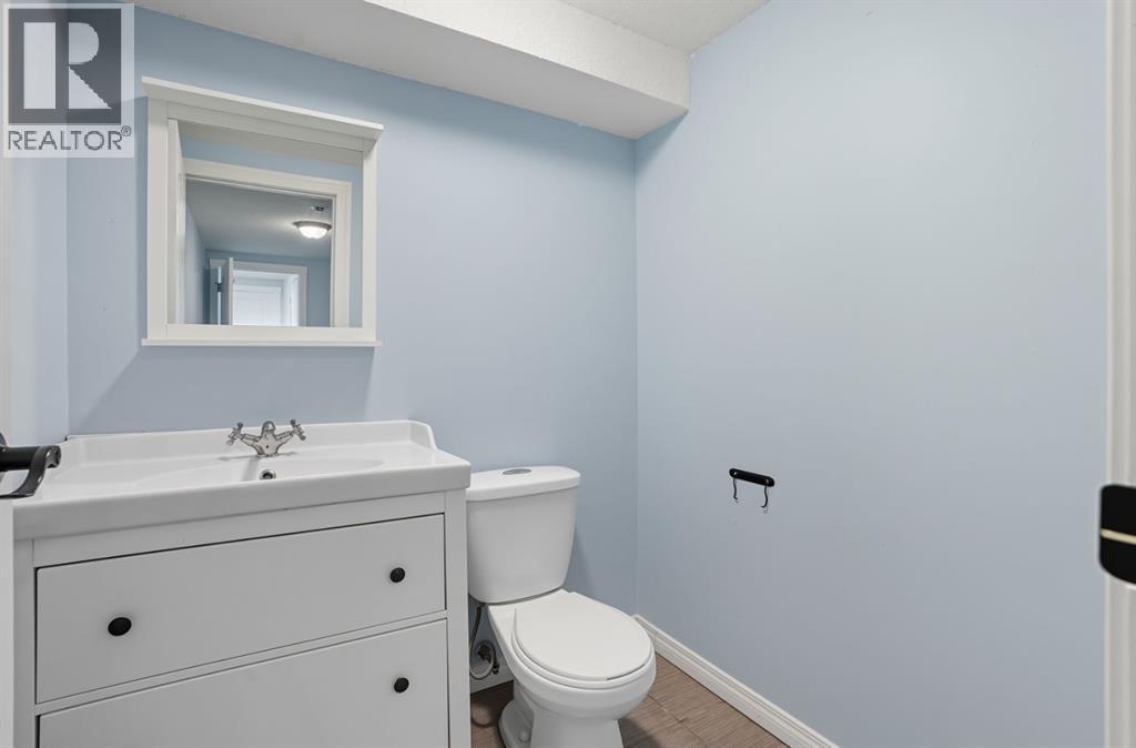 Single Family House Bungalow for Sale in  Falchurch Crescent NE Falconridge Calgary 